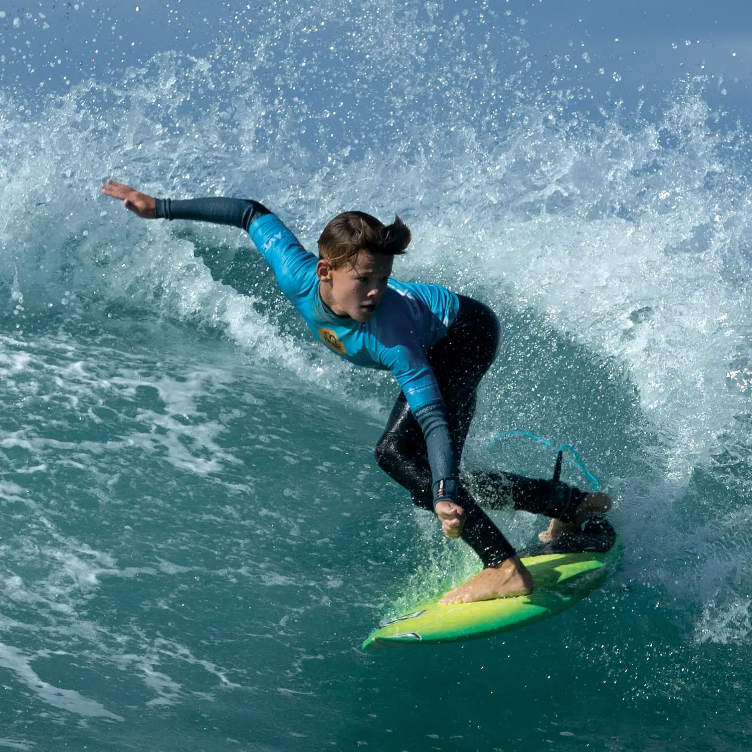 Youth Surfing National Battle